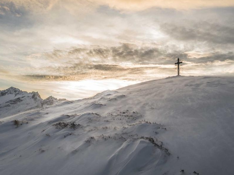 爱思助手如何管理 iPhone 里的隐藏文件？